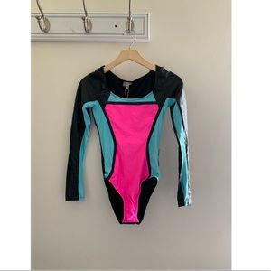 Onepiece Longsleeve Swimsuit